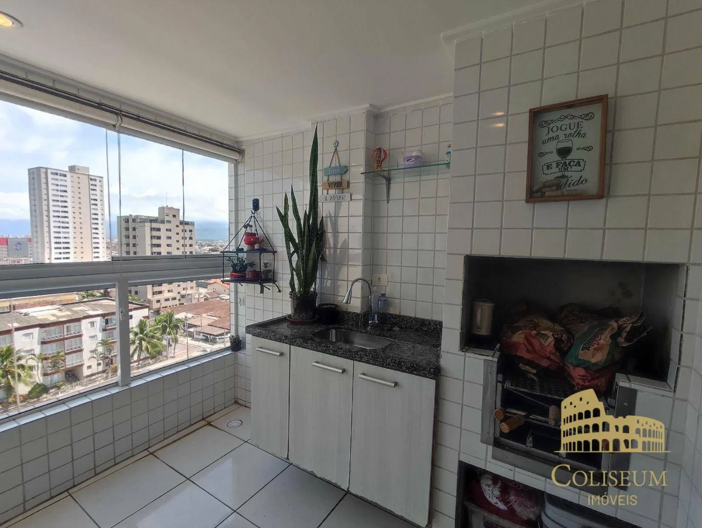 Imagem Apartamento com 2 dormitórios à venda, 75 m² por R$ 520.000,00 - Tupi - Praia Grande/SP