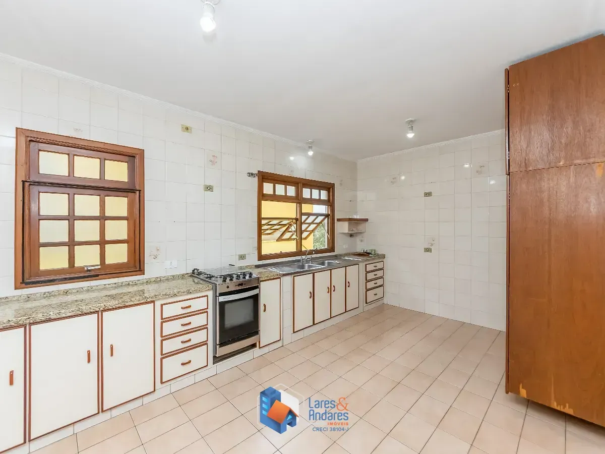 Imagem Casa de vila para venda em Parque dos Príncipes com 4 quartos, sendo 2 suítes, 352m²