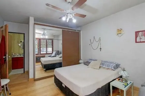Imagem Casa 3 dormitórios ampla, perto da PUC