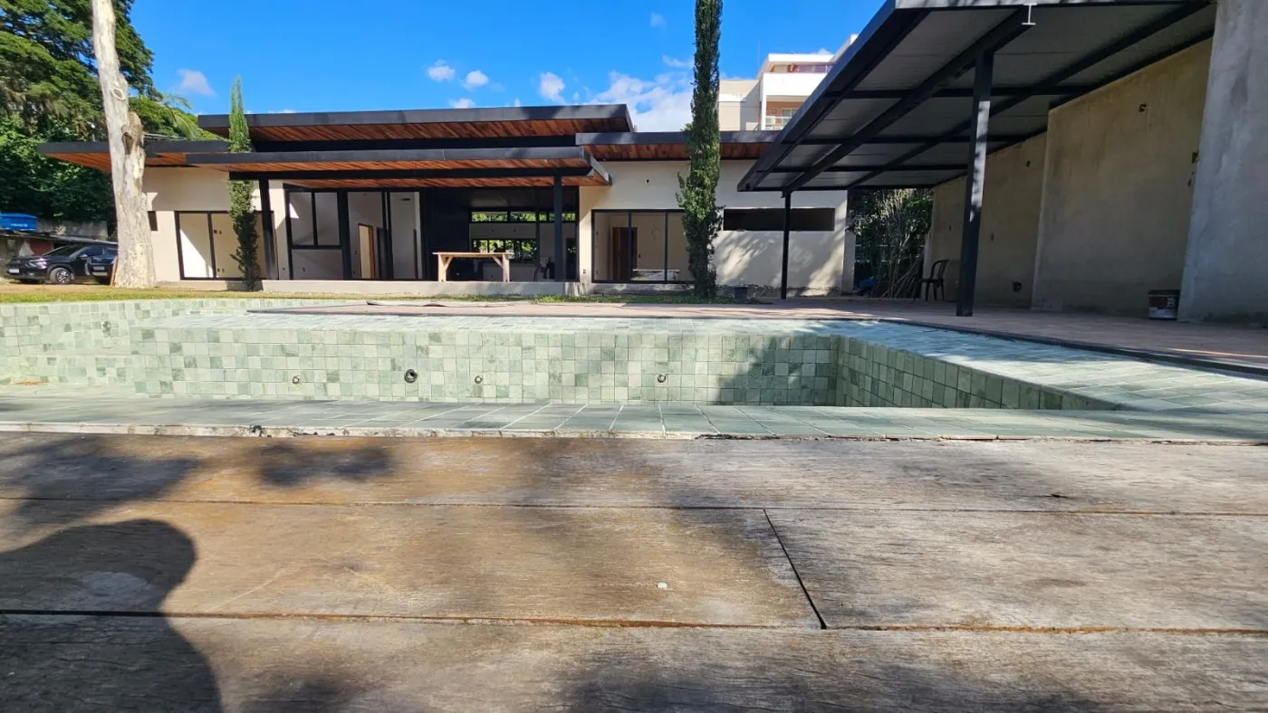 Imagem Casa para Venda em Petrópolis / RJ no bairro Itaipava