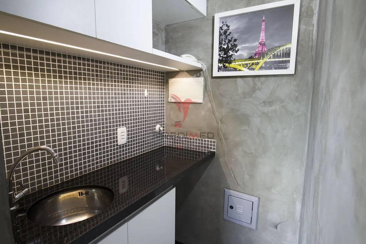 Imagem Sala Comercial Reformada | 40 m² | 1 Vaga | Próxima ao Consulado Americano | Chácara Santo