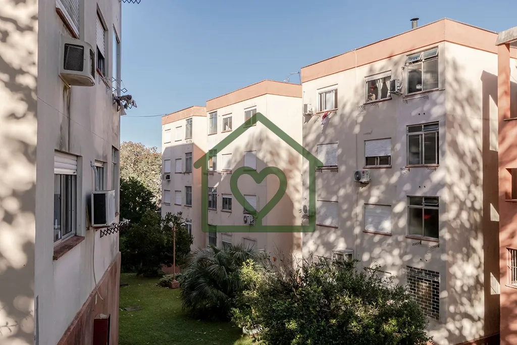 Imagem Descubra o seu novo lar em Porto Alegre! Este apartamento à venda, situado na Rua Orfanotrófio, bl...