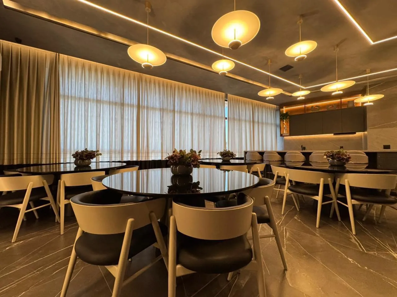 Imagem Apartamento com vista para o mar à venda com 155.85m2 por R$ 3.900.000,00