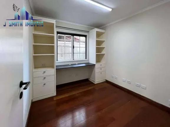 Imagem Casa 4 dorm/2sts, repleta de armários, piscina, gourmet, clube completo!
