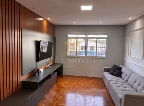 Imagem Oportunidade na Vila Ema! Charmoso Apartamento de 3 Dormitórios Se você busca conforto, praticidade e uma localização privilegiada, este é o imóvel ideal para você!