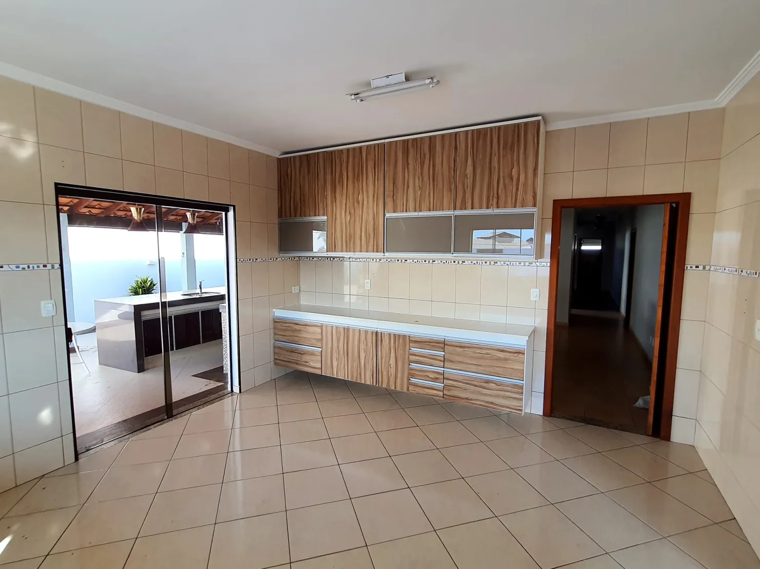 Imagem Casa para venda 3 Quartos, 3 Suites, 4 Vagas, Condomínio Colonial Village, Pindamonhangaba - SP