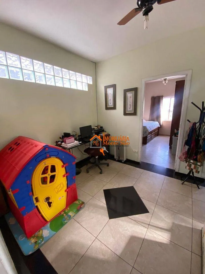 Imagem Sobrado a venda com 360m² de terreno, com 4 casas no bairro Jardim Vila Galvão - Guarulhos/SP