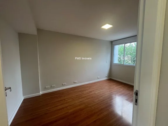 Imagem Apartamento à venda em Moema, com 2 quartos, 2 banheiros, 1 vaga de garagem, 80m² de área.
