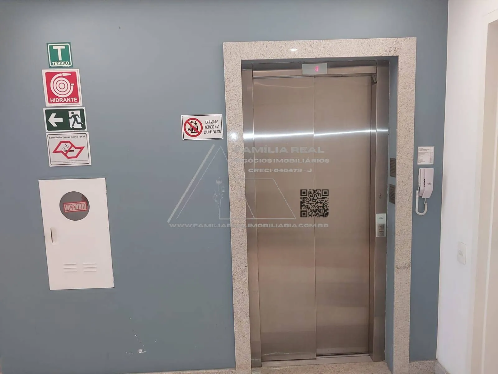 Imagem Apartamento, com 03 Dormitórios, com sacada e 2 vagas fixas, à venda, na Vila Aricanduva.