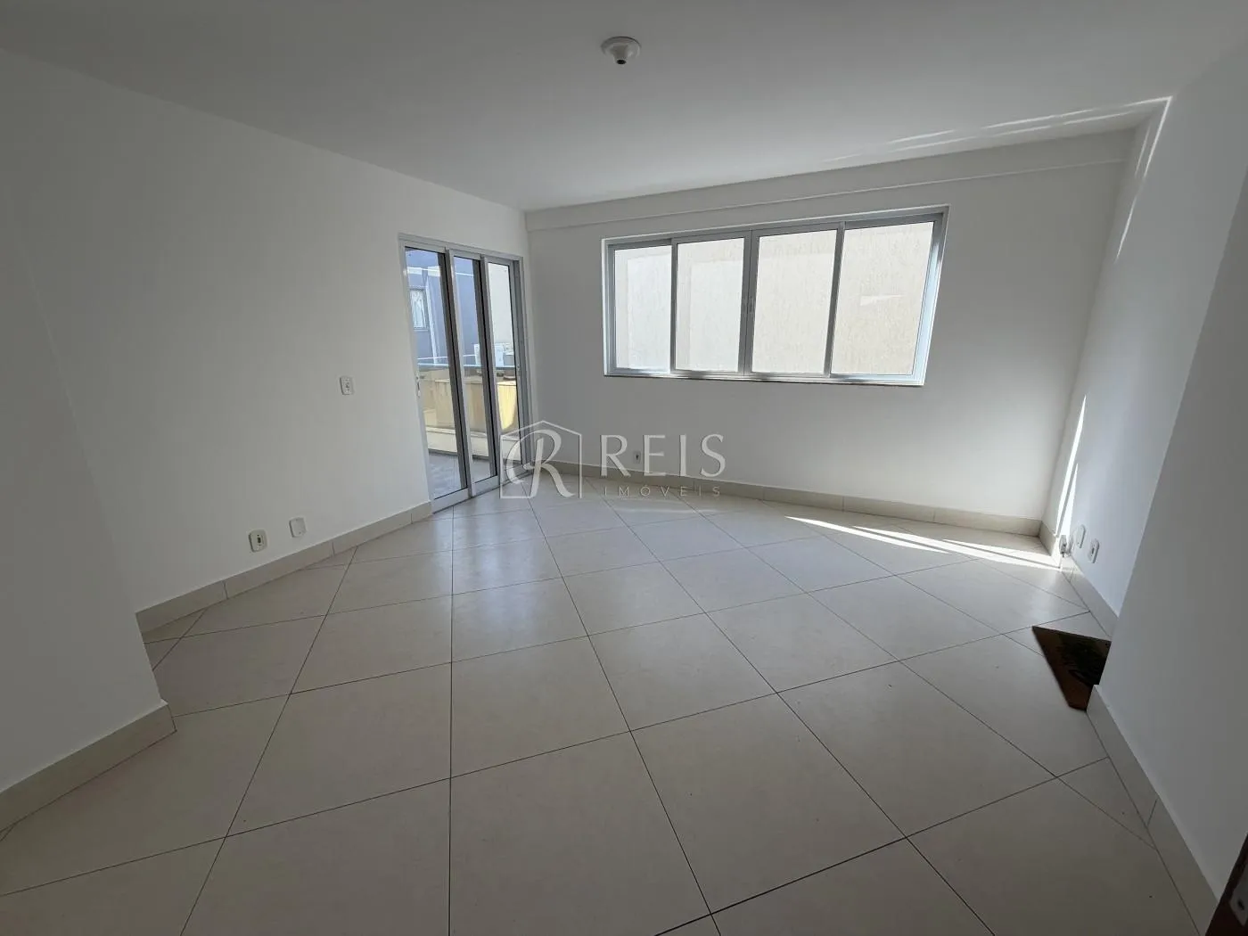 Imagem Apartamento para Venda em Rio das Ostras, Recreio, 2 dormitórios, 1 suíte, 2 banheiros, 1 vaga