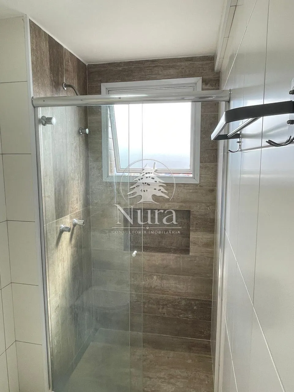 Imagem Apartamento de 3 quartos, 92m² no bairro Encruzilhada, em Santos