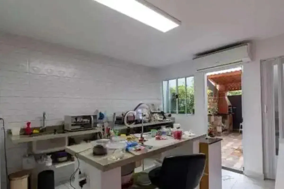 Imagem Casa para Venda em São Paulo, Parque Maria Domitila, 2 dormitórios, 2 suítes, 3 banheiros, 2 vagas