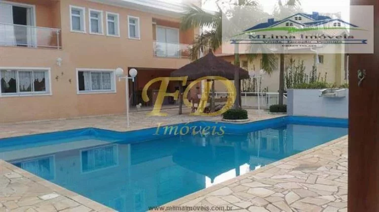 Imagem Casa de alto padrão em condomínio fechado em Atibaia