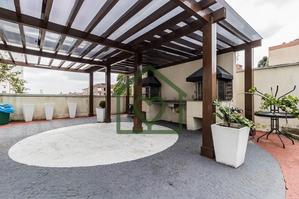 Imagem Descubra o estilo de vida dos seus sonhos neste incrível apartamento em Porto Alegre, localizado na...