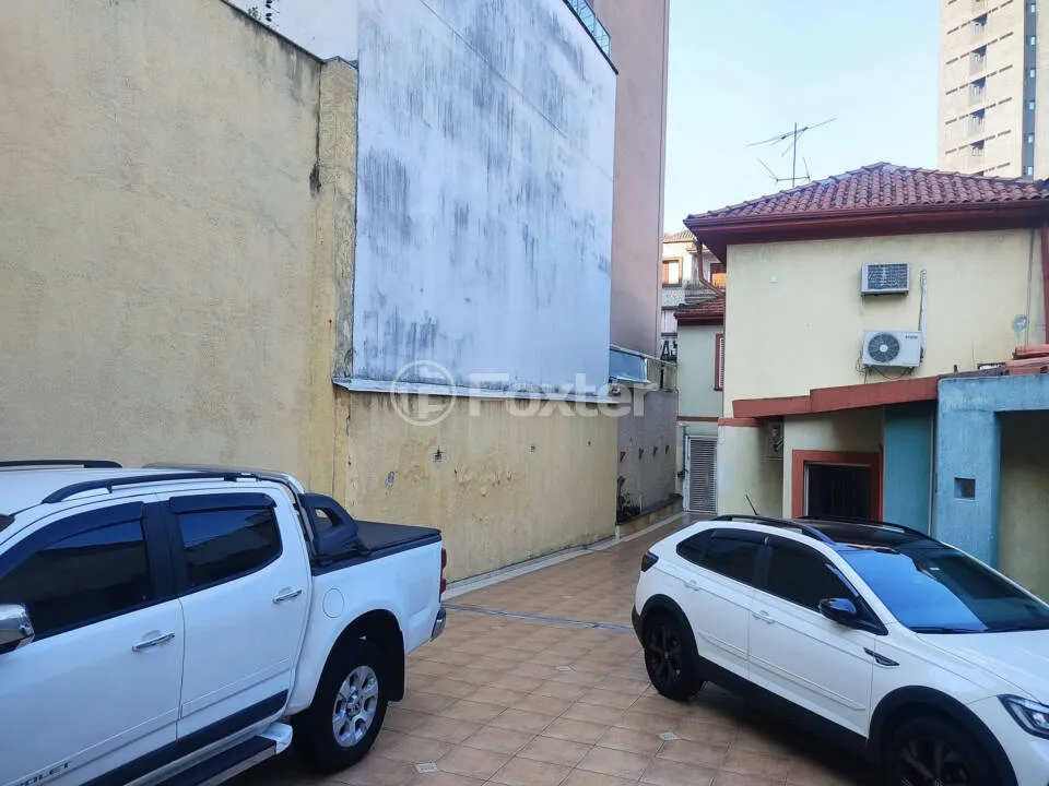 Imagem Casa Santana - 240M², 4 Dorms, 10 Vagas.
