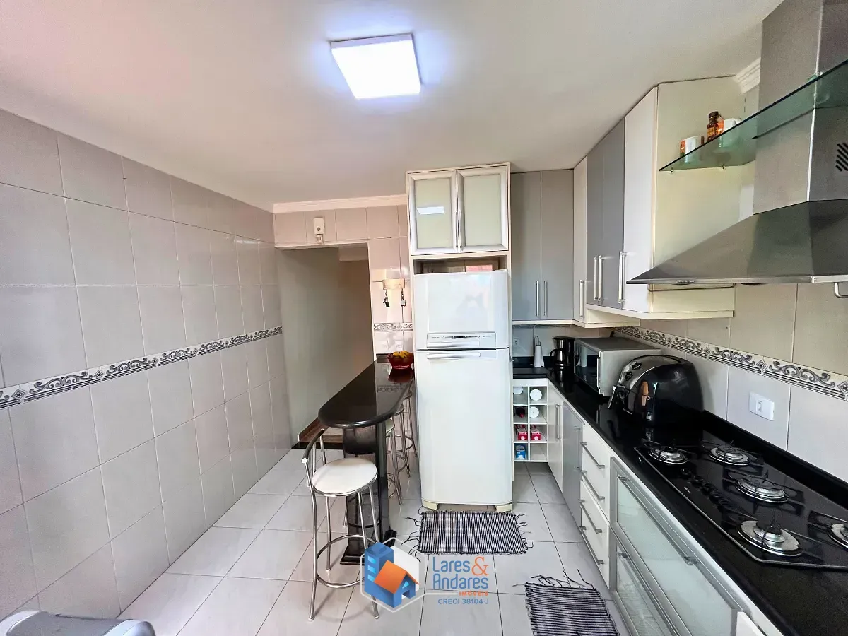 Imagem Sobrado para venda em Jardim Triana com 3 quartos, sendo 1 suíte, 102m²