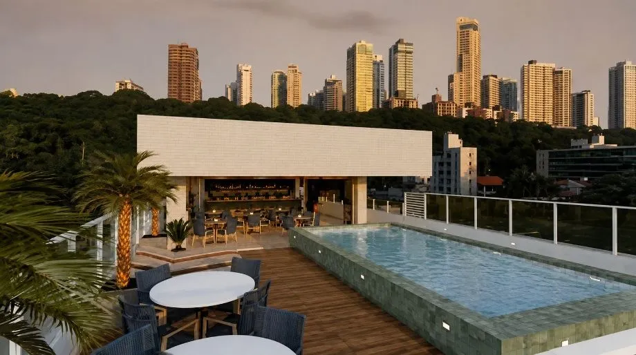 Imagem Apartamento mobiliado em Cabo Branco, 2 quartos sendo 1 suíte, lazer completo, piscina com vista e localização estratégica em João Pessoa.