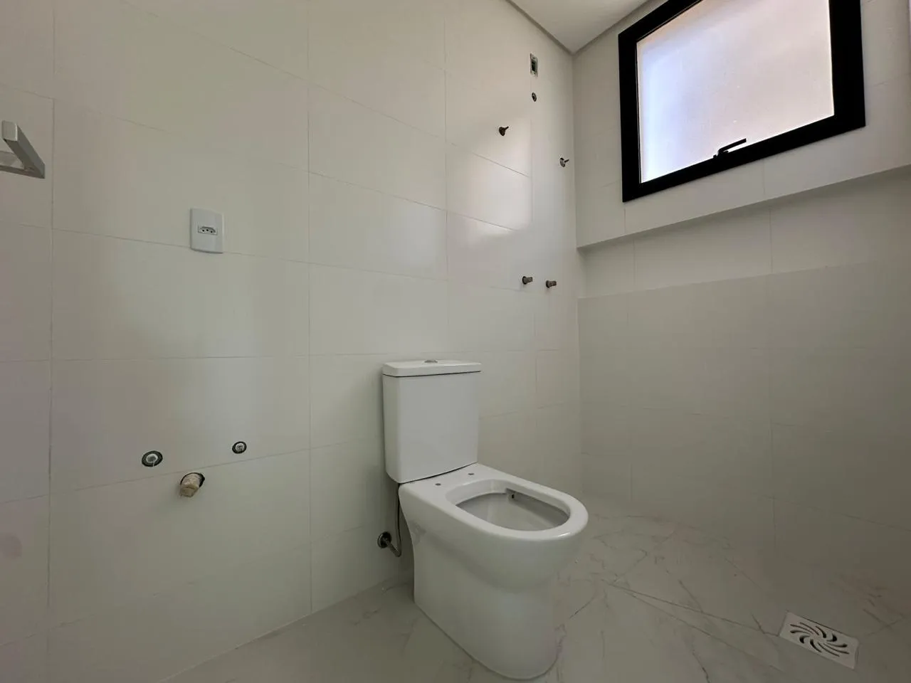 Imagem Apartamento com vista para o mar à venda com 102m2 por R$ 3.900.000,00
