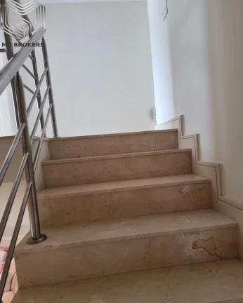 Imagem Casa de Luxo em Condomínio no Recreio dos Bandeirantes com 4 Suítes e 450m² - Rio de Janeiro-RJ