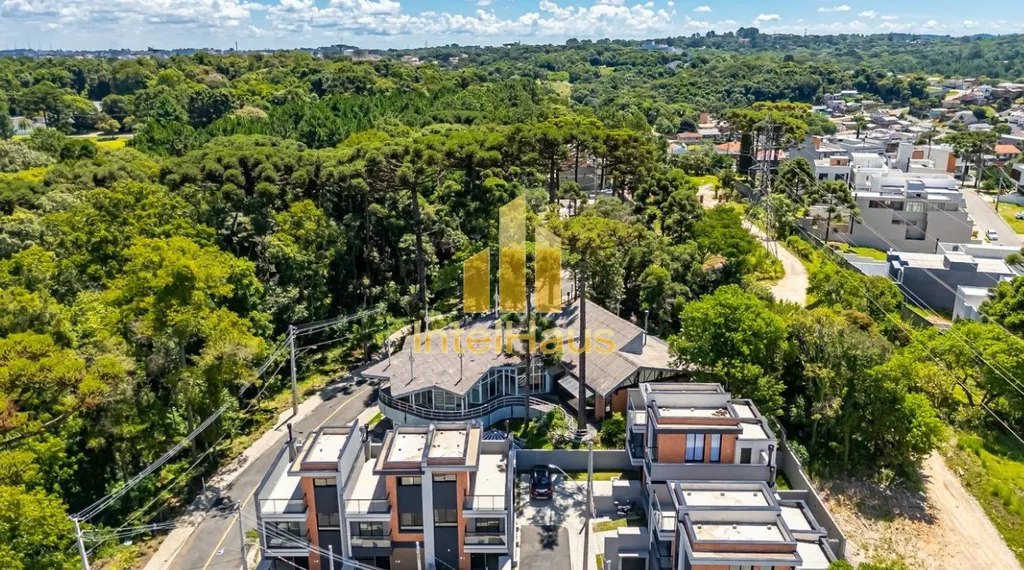 Imagem Viver cercado pela natureza sem abrir mÃ£o da praticidade urbana. Esta casa triplex no OASIS CondomÃ...