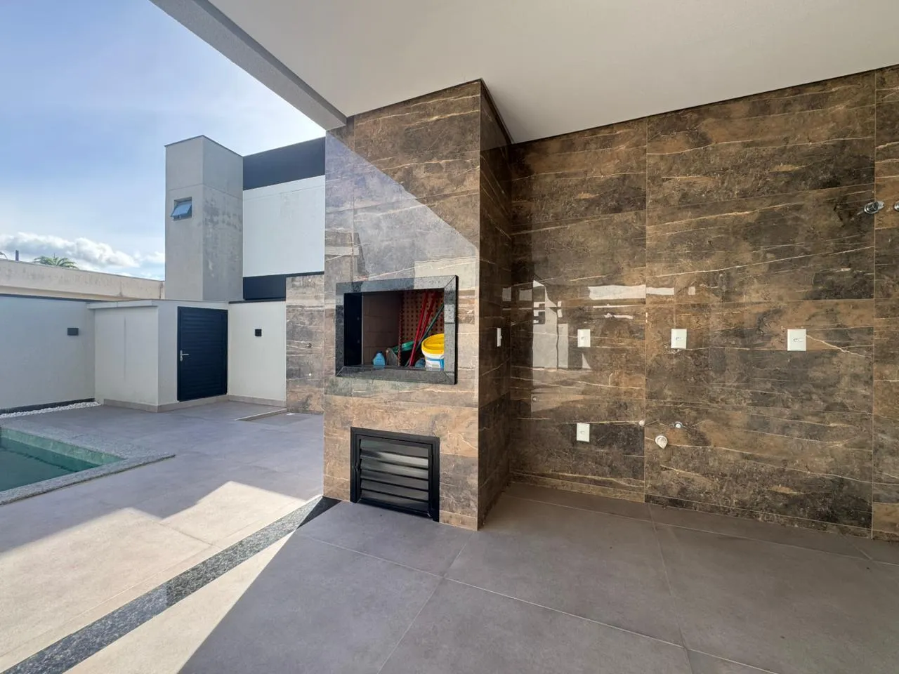 Imagem Casa à venda com 265m2 por R$ 3.165.000,00