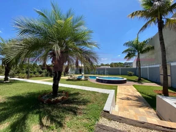 Imagem Belíssima casa de campo de alto Padrão em condomínio fechado