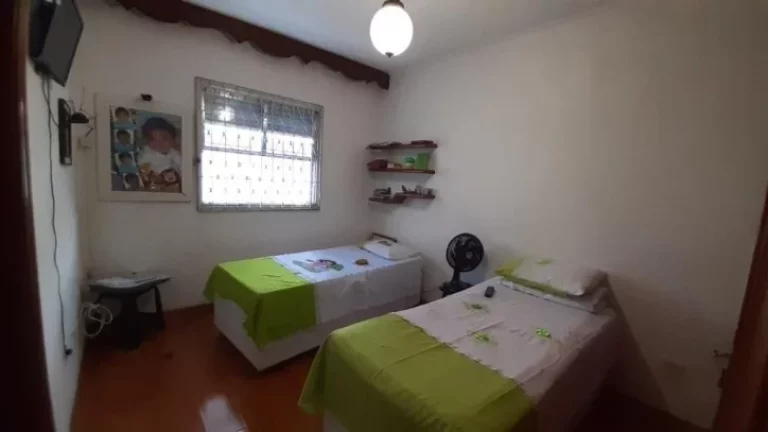 Imagem LINDO SOBRADO EM SANTOS, NO MARAPÉ,3 DORMS SENDO 2 SUÍTES, 3 VAGAS