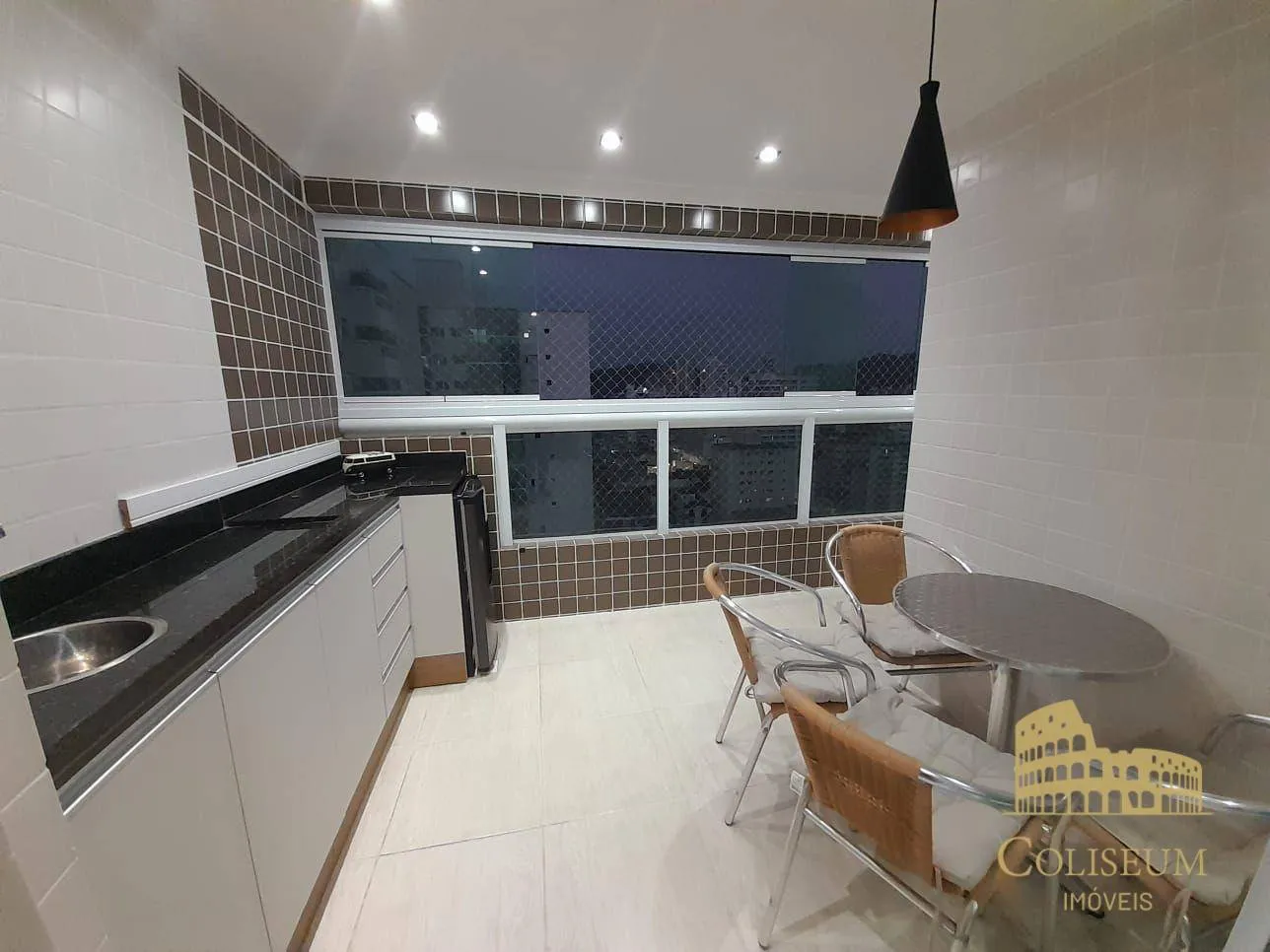 Imagem Apartamento com 2 dormitórios à venda, 74 m² por R$ 760.000,00 - Canto do Forte - Praia Grande/SP