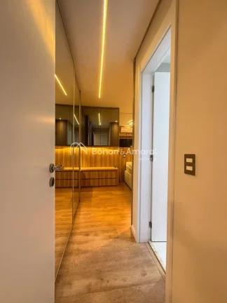 Imagem Este apartamento mobiliado entrega uma experiência completa de conforto, tecnologia e sofisticaçã...