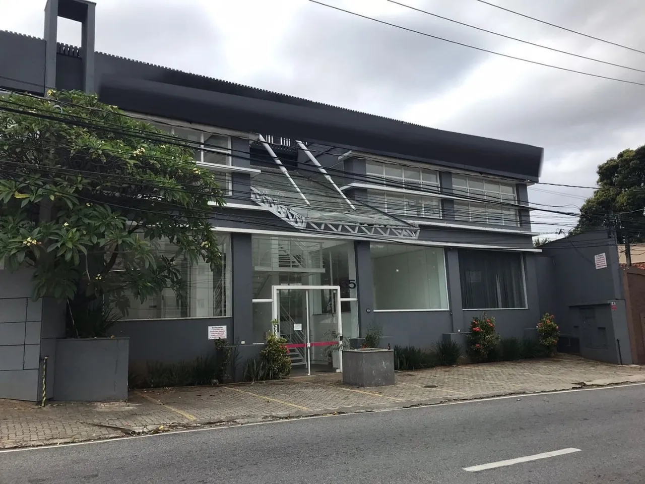 Foto do imóvel Oportunidade única: Salão Comercial de alto padrão no Jardim Europa, Sorocaba-SP - 4 salas, 9 banheiros, 8 vagas de garagem, 785,81 m². em JARDIM EUROPA, SOROCABA - SP