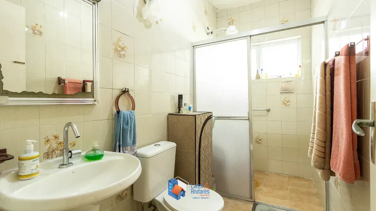 Imagem Casa para venda em Vila Cordeiro com 5 quartos, sendo 1 suíte, 154m²