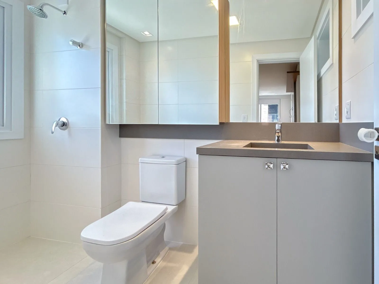 Imagem Apartamento à venda em Torres, Centro, com 3 quartos, 130m2