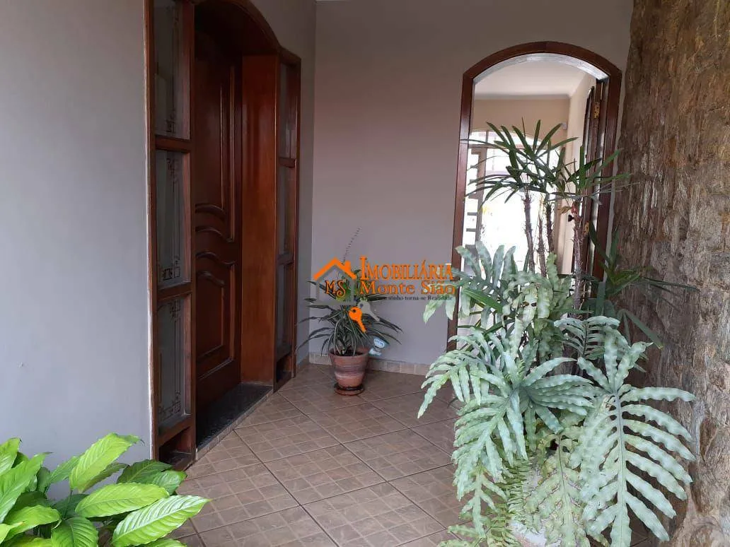 Imagem Casa com 3 dormitórios à venda, 398 m² por R$ 1.500.000,00 - Vila Galvão - Guarulhos/SP