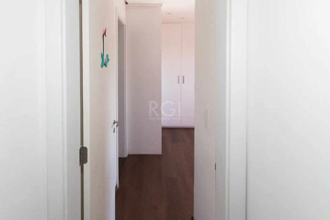 Imagem Apartamento | Bairro Cristal | 2 dormitórios | Suíte | Semi mobiliado | 1 vaga escriturada