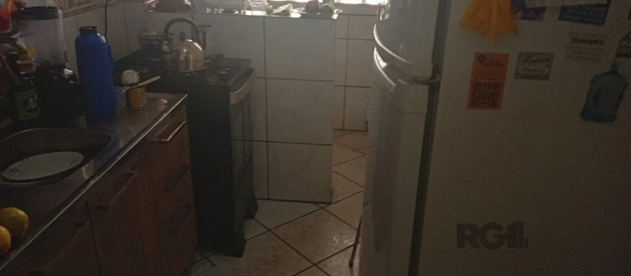 Imagem Apartamento 2 dormitórios , terreno elevado, lateral, bairro cidade baixa- Porto