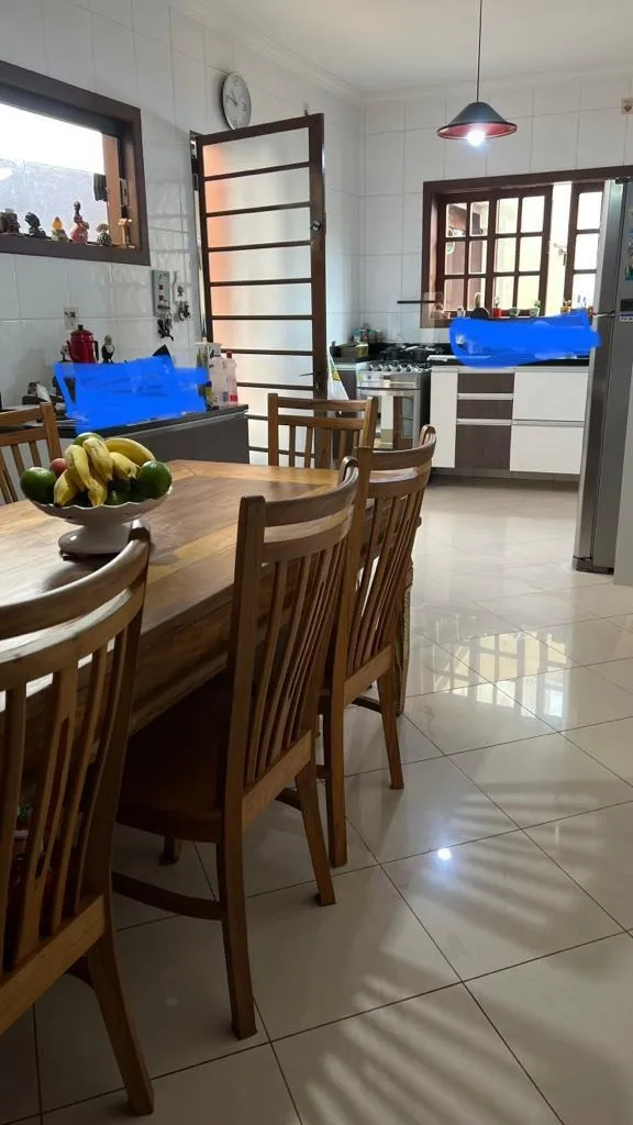 Imagem Charmosa Casa no Coração de Piedade - Conforto e Elegância em Cada Detalhe