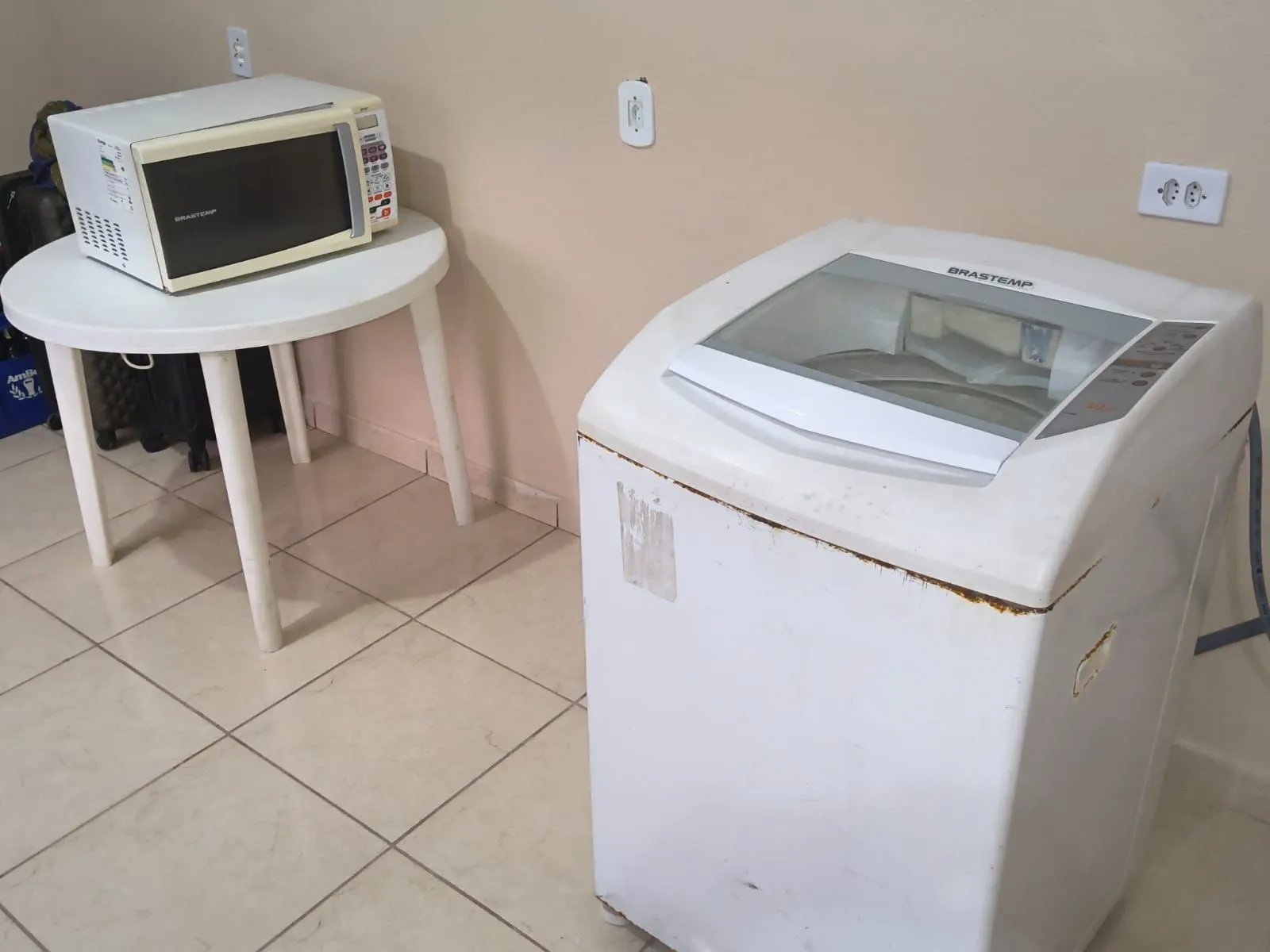 Imagem Casa com 2 vagas de garagem para carros pequenos