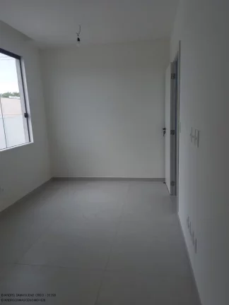 Imagem Casa de luxo em condomínio à venda em Camaçari-BA, Vila de Abrantes: 4 quartos, 4 suítes, 2 salas, 1 banheiro, 3 vagas, 148m².