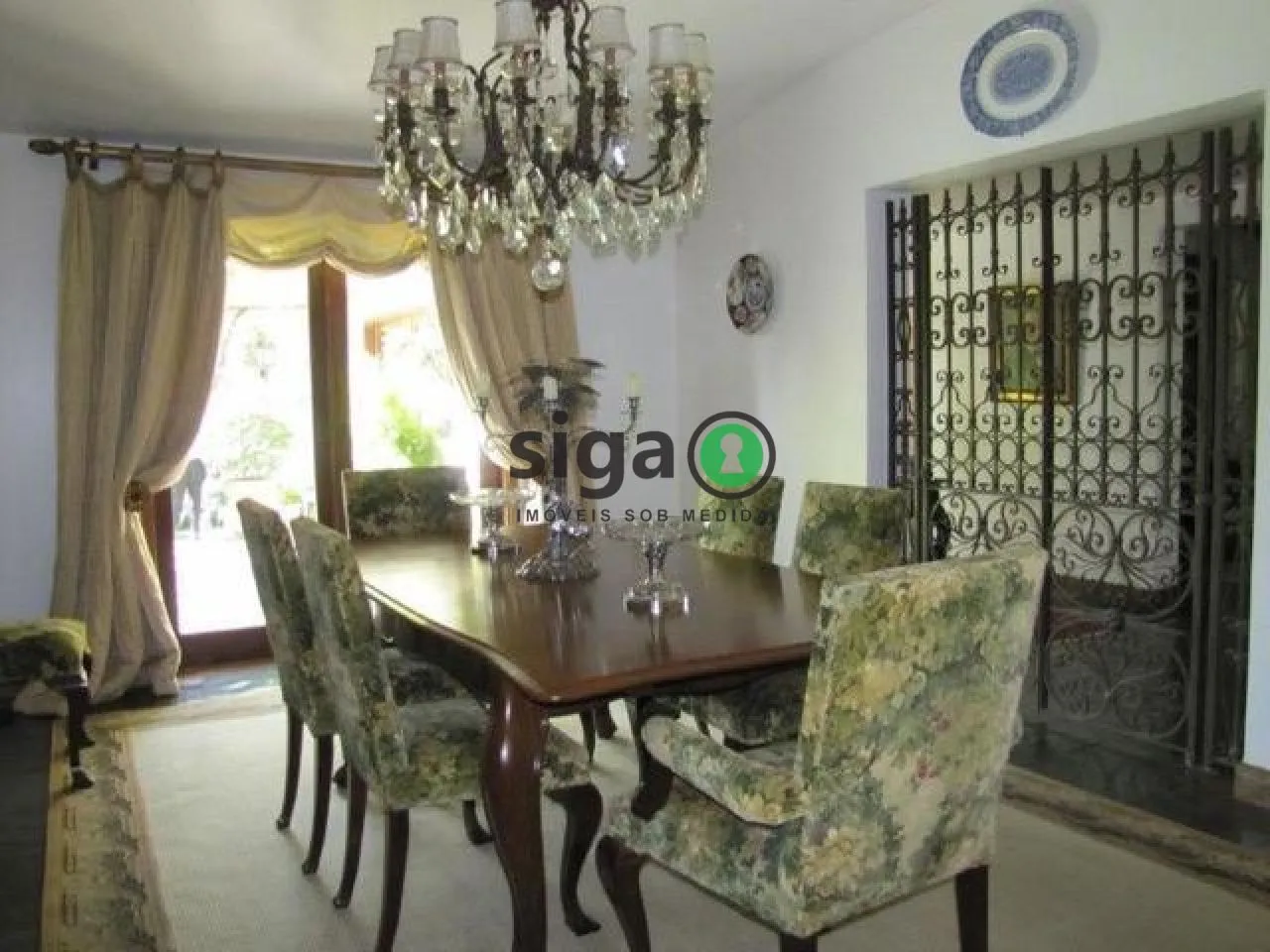 Imagem Casa Residencial em Butantã