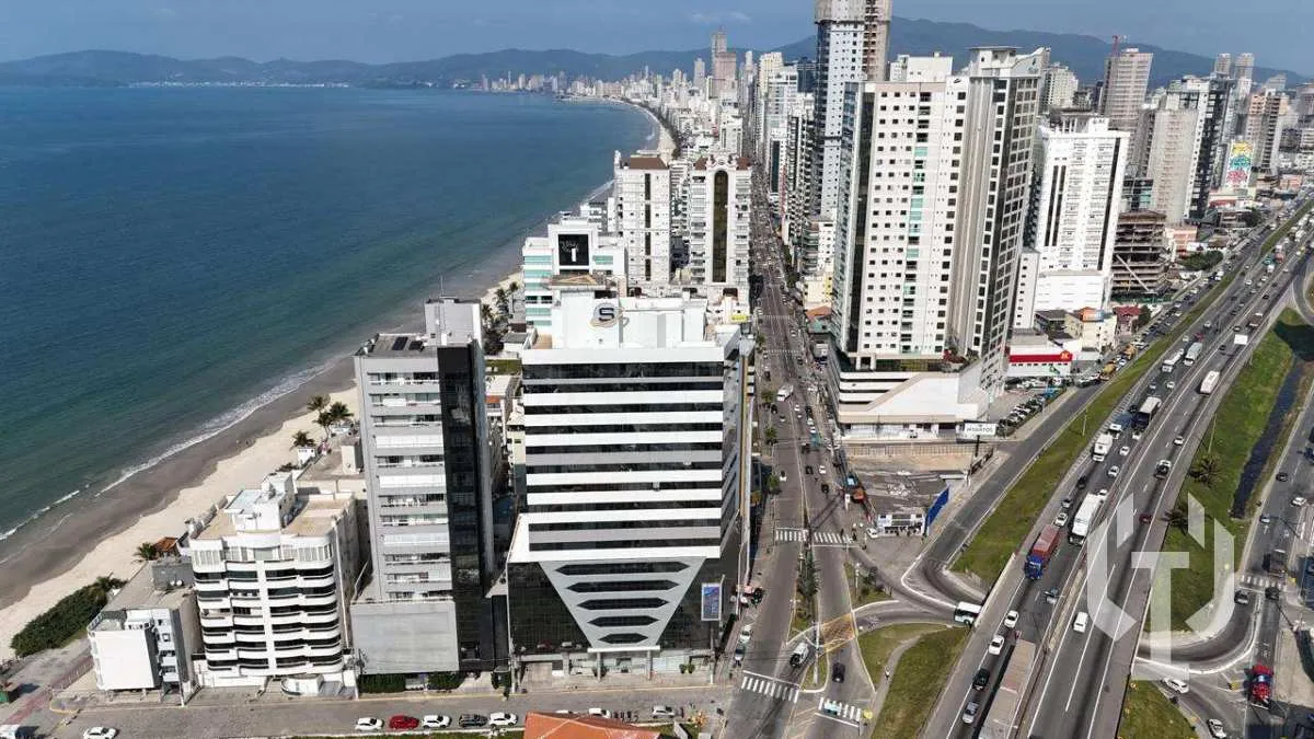 Imagem Sala comercial à venda em Itapema, Meia Praia, 35,5m2