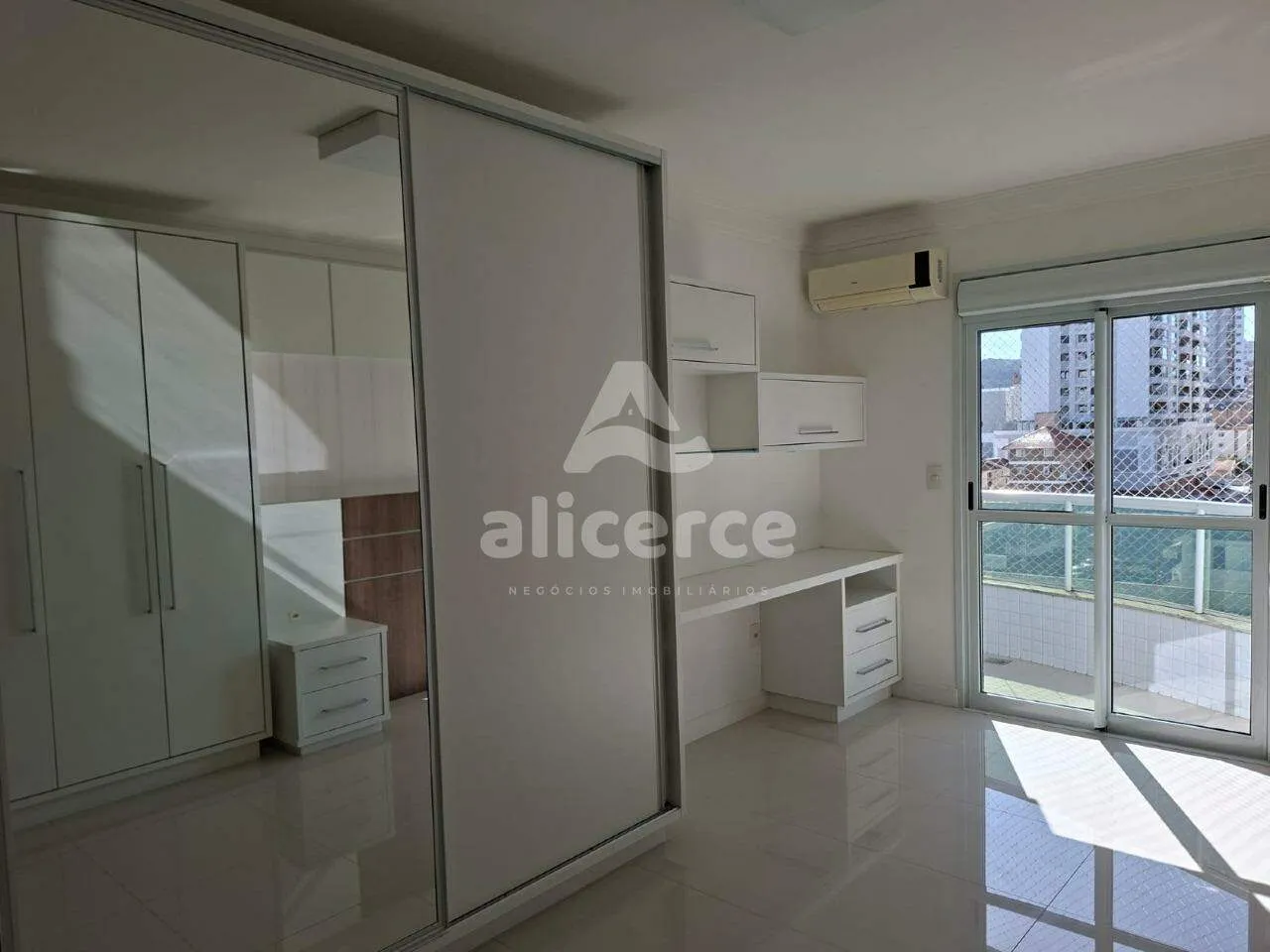 Imagem Apartamento à venda com 3 quartos 1 suíte, 120,29m² em Campinas São José