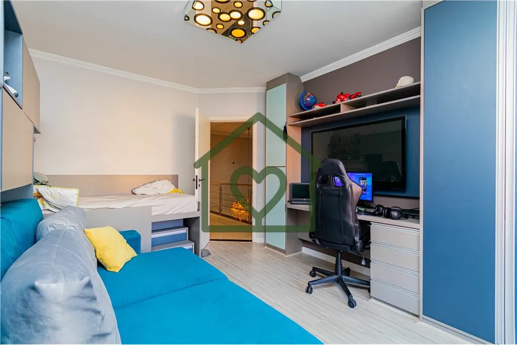 Imagem Excelente Casa em Condomínio fechado no Ecoville, composta de 2 pisos, com opção do terceiro. Pri...