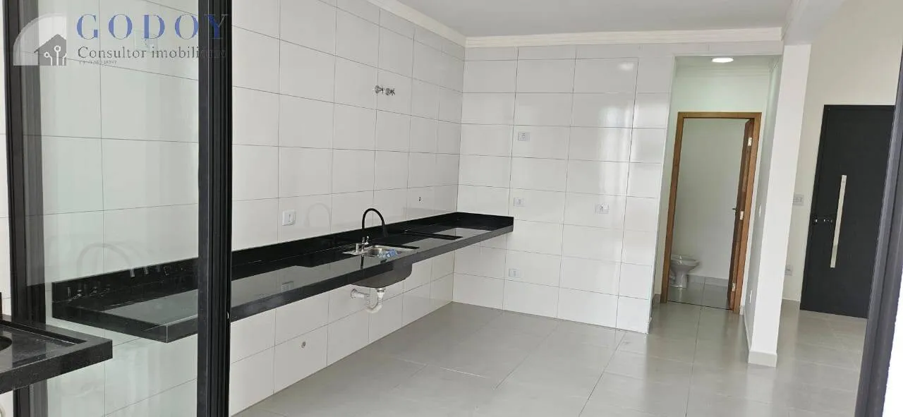 Imagem Casa Térrea com Pé-Direito Alto e Área Gourmet no Bosque da Imperatriz