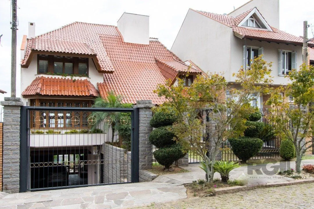 Imagem Casa para Venda com 4 dormitórios, sendo 2 suites e 4 vagas no bairro Jardim Isabel