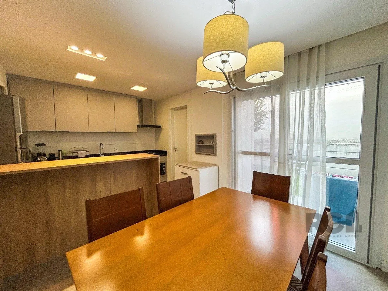 Imagem Casa para Venda,3 dormitórios,sendo 1 suite,2 vagas -Vila Nova, Porto Alegre, RS