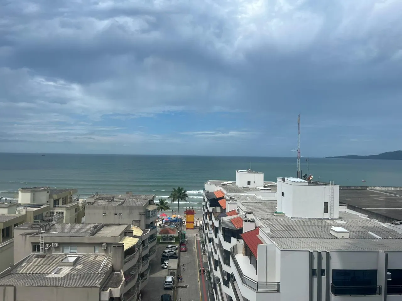 Imagem Apartamento com vista para o mar à venda com 200m2 por R$ 4.700.000,00