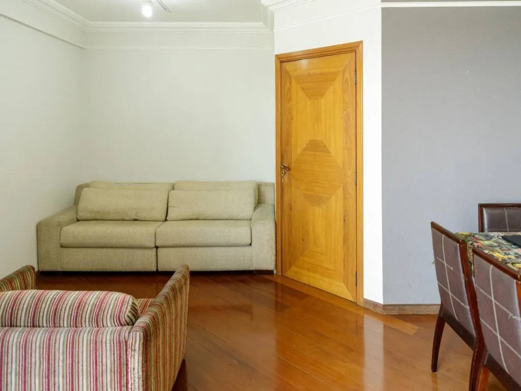 Imagem Imperdível! Apartamento de Luxo 3 quartos, 3 suítes, 4 banheiros, 2 vagas em São Bernardo do Campo - Condomínio Residencial Royal Towers.