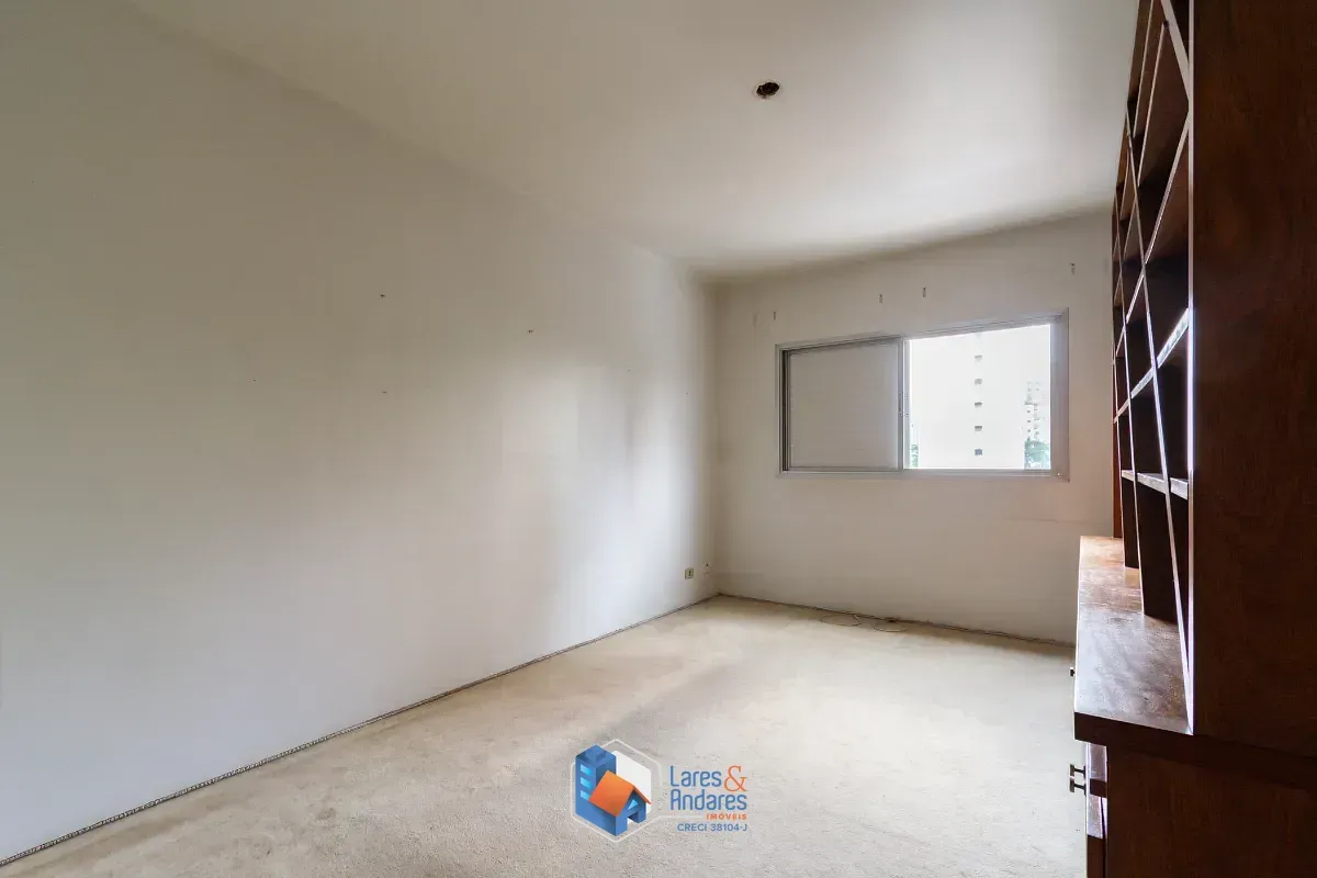 Imagem Apartamento para venda em Moema com 4 quartos, sendo 3 suítes, 196m²