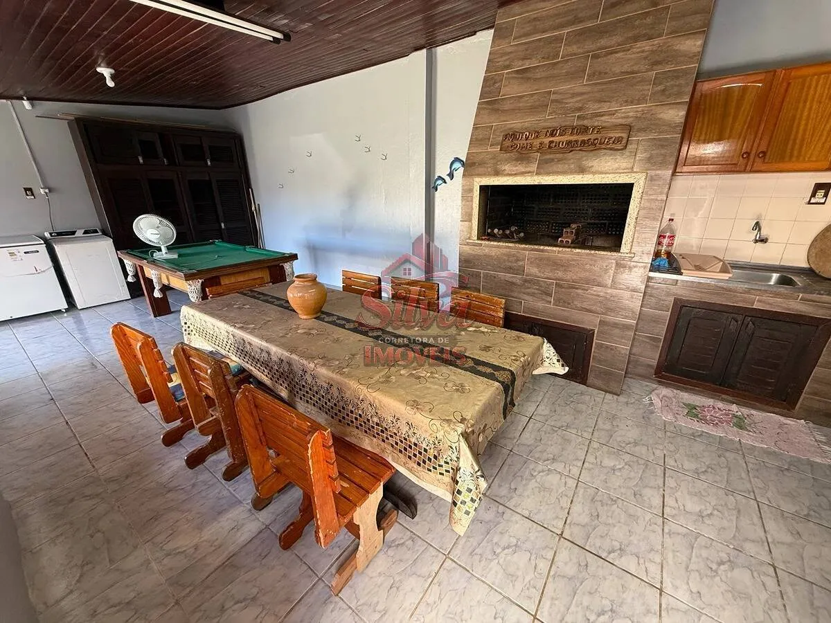 Imagem C1182 | Casa 4 dormitórios com piscina a 200m do mar
