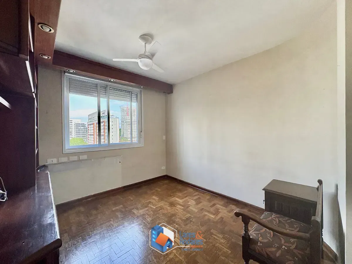 Imagem Apartamento para venda em Chácara Santo Antônio (Zona Sul) com 4 quartos, sendo 1 suíte, 181m²